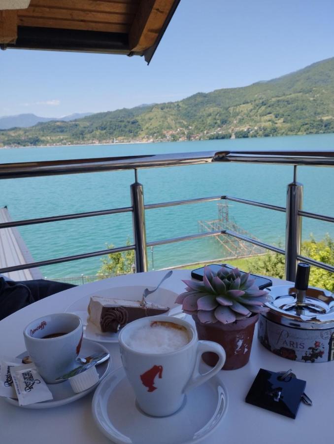 Apartmani Jezero コニツ エクステリア 写真